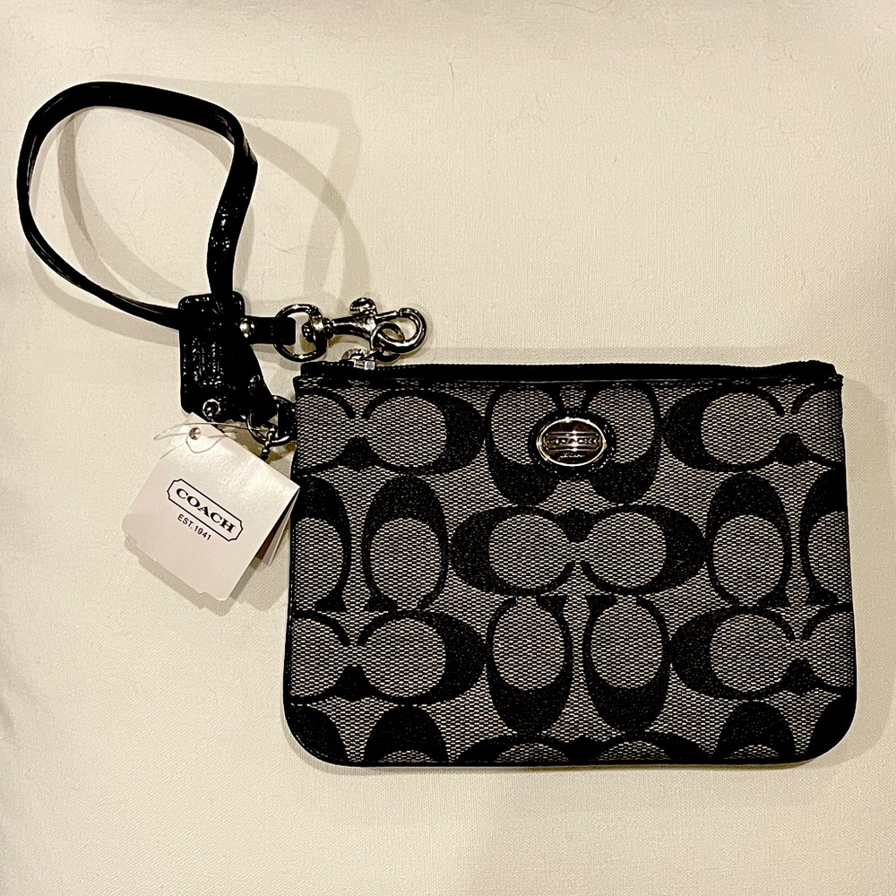Coach Signature Peyton Small Wristlet
